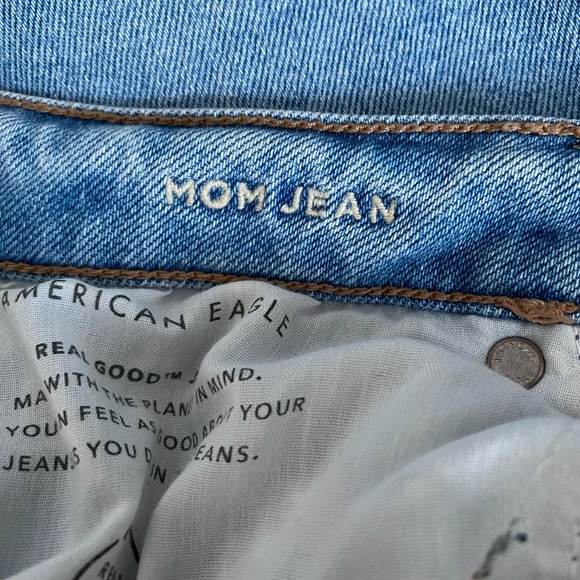 American Eagle Mom Jeans - Picture 6 of 8